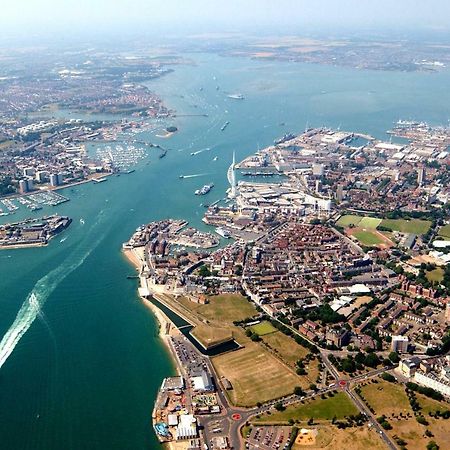 City Centre Apartment Portsmouth Exteriér fotografie