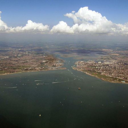 City Centre Apartment Portsmouth Exteriér fotografie